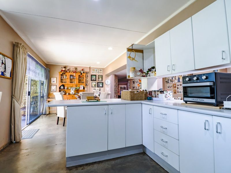 500 sqm Family  Home - Zwartkop x 7 - Photo 9