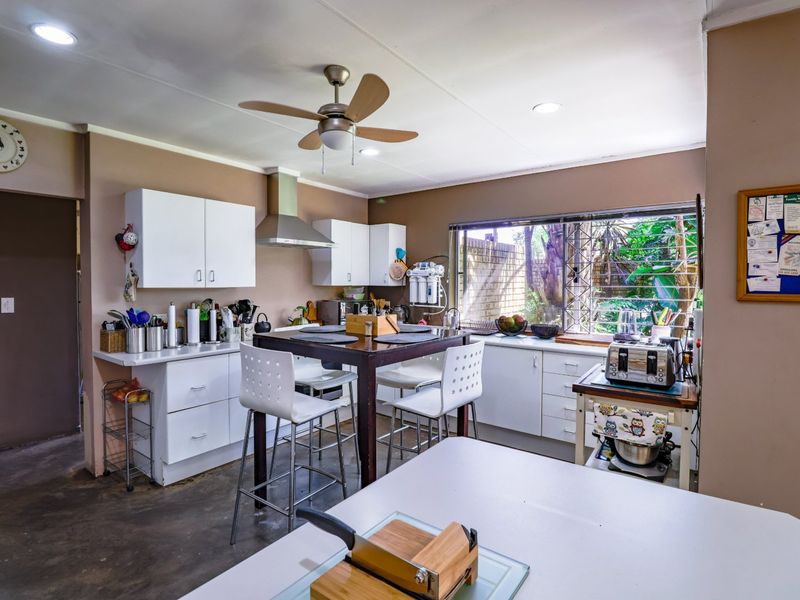 500 sqm Family  Home - Zwartkop x 7 - Photo 8