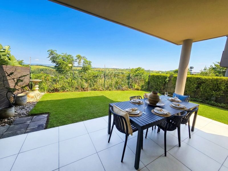 Stylish Coastal Townhouse - Photo 4