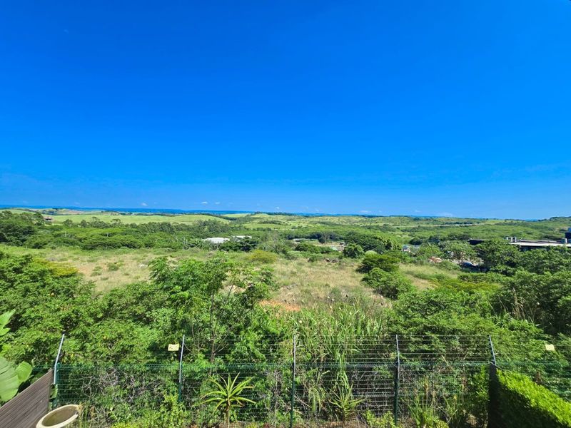 Stylish Coastal Townhouse - Photo 10