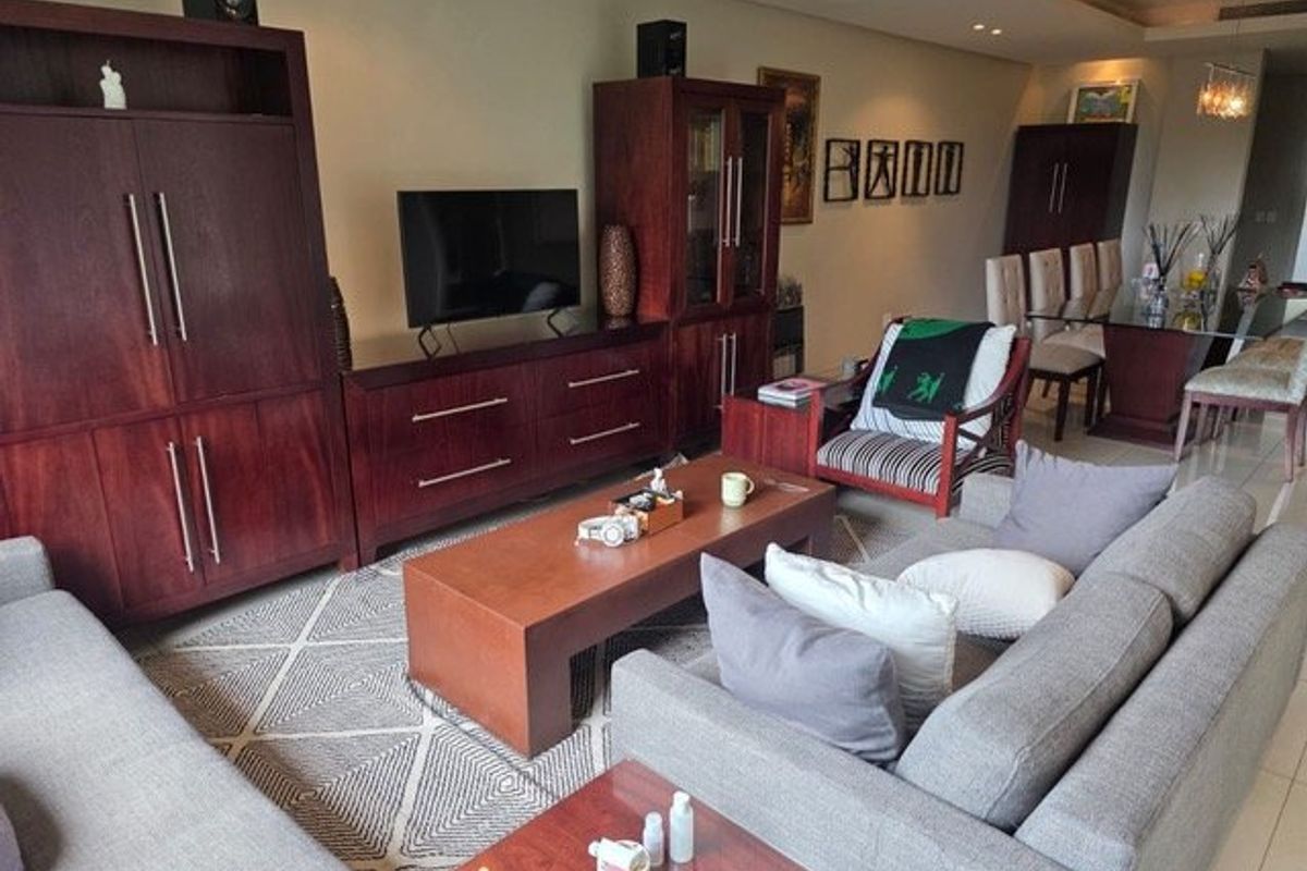 SECURE FURNISHED UPMARKET APARTMENT AT THE EMPEROR - Photo 2