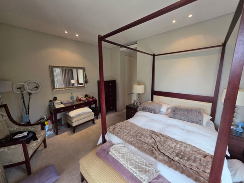 SECURE FURNISHED UPMARKET APARTMENT AT THE EMPEROR - Photo 7