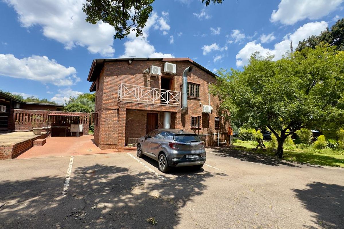 Investor Opportunity Commercial Property Die Hoewes - Photo 3