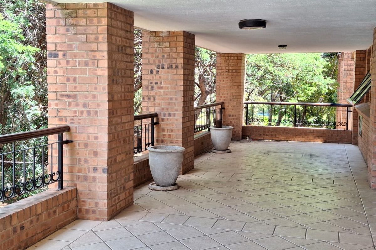 Speak to the on-site agent for all your leasing needs at Boardwalk Office Park!! - Photo 2