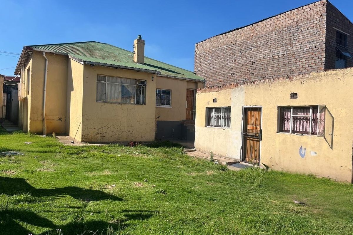Commune property with 7 Rooms available for sale in Germiston - Photo 3