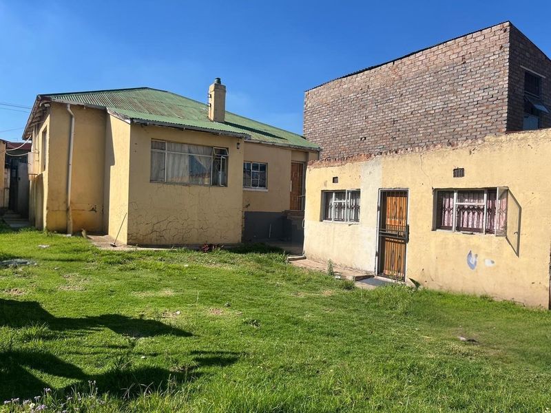 Commune property with 7 Rooms available for sale in Germiston - Photo 3