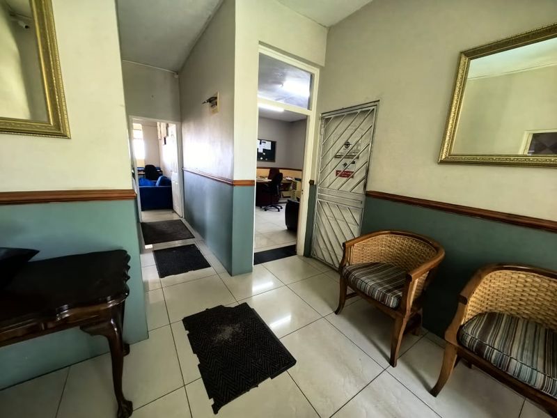 Commercial Property To Let In Morningside, Durban - Photo 4