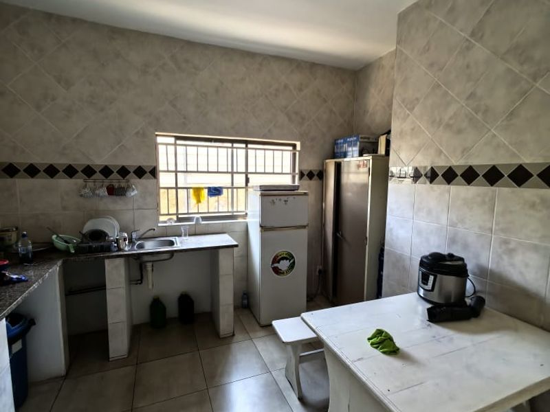 Commercial Property To Let In Morningside, Durban - Photo 7