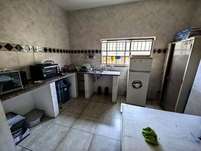 Commercial Property To Let In Morningside, Durban - Photo 6