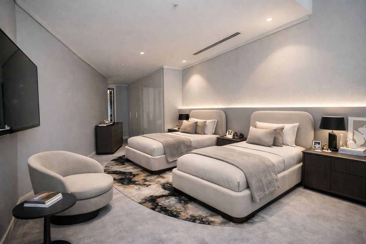 Unfurnished 2 bed 2 bath Penthouse - Photo 4