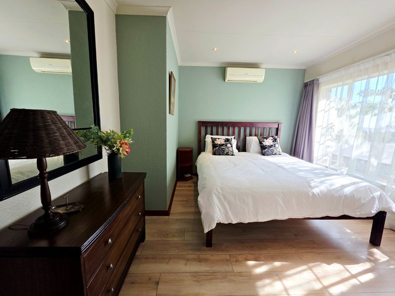 Modern Renovated 2 Bedroom Duplex For Sale in La Montagne - Photo 9