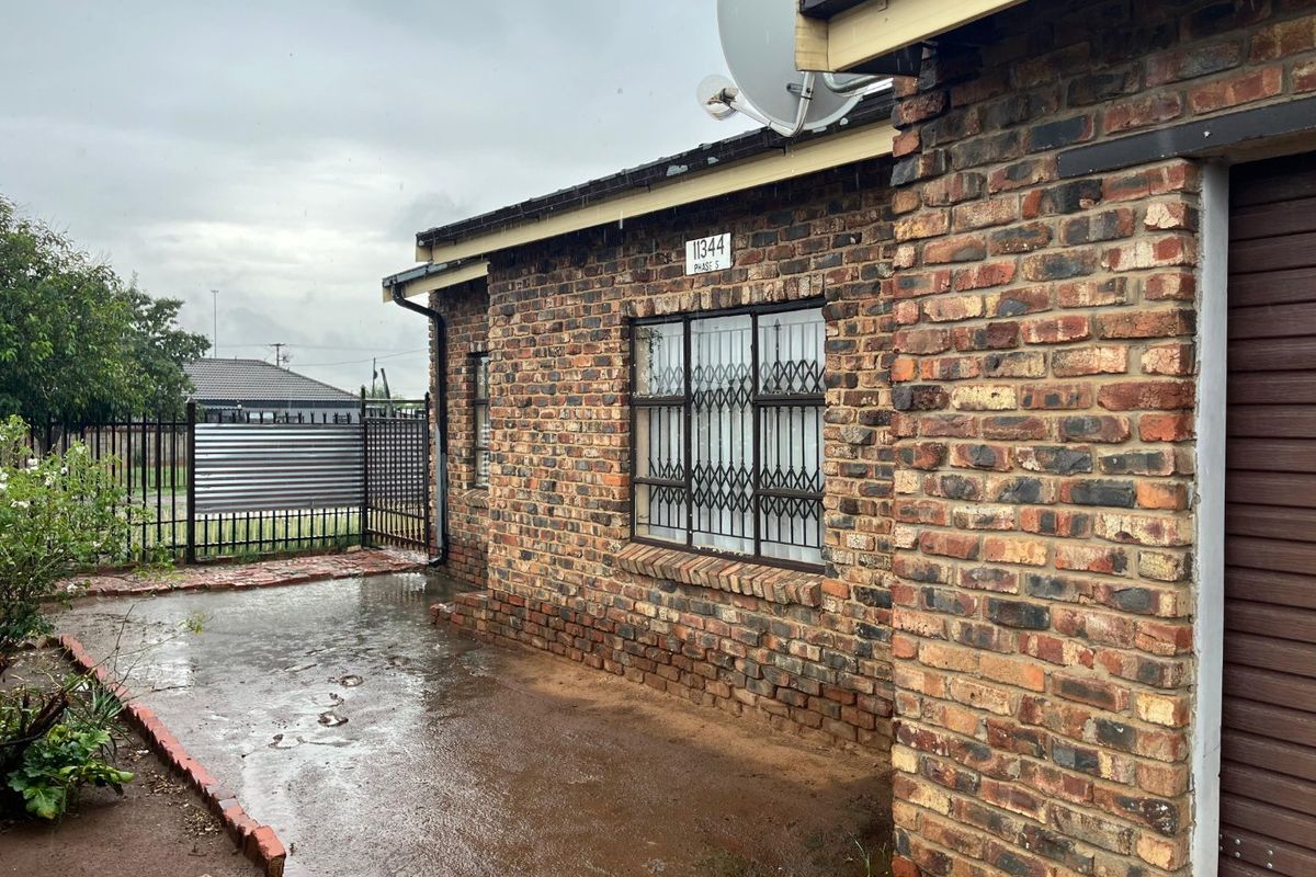 Low-Maintenance Family Gem for Sale – Bloemside 5 - Photo 4