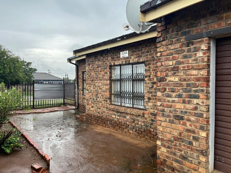 Low-Maintenance Family Gem for Sale – Bloemside 5 - Photo 4