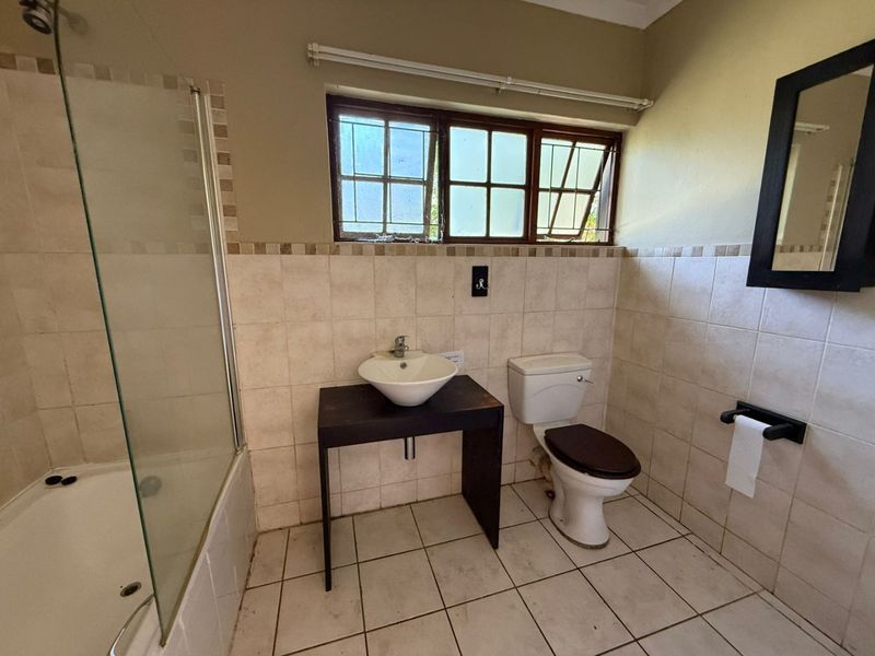 To let in Mount Moreland - 1 Bedroom townhouse with private  garden. - Photo 8