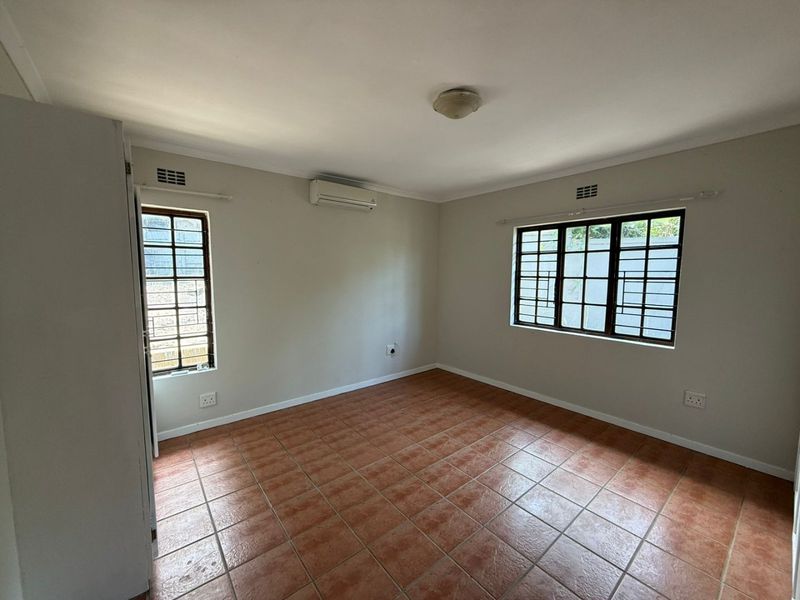 To let in Mount Moreland - 2 bedroom 2 bathroom home - Photo 8