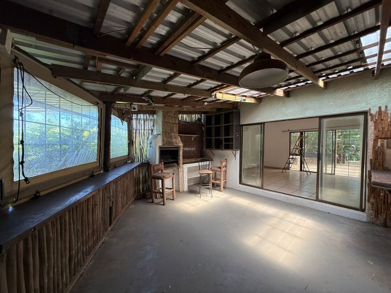 To let in Mount Moreland - 3 Bedroom home with pool, Jacuzzi entertainment areas. - Photo 9