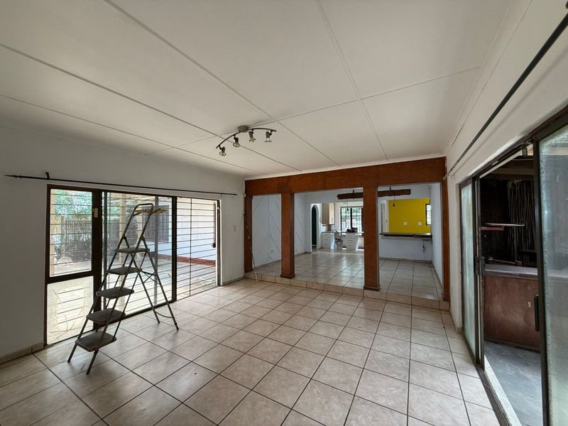 To let in Mount Moreland - 3 Bedroom home with pool, Jacuzzi entertainment areas. - Photo 5