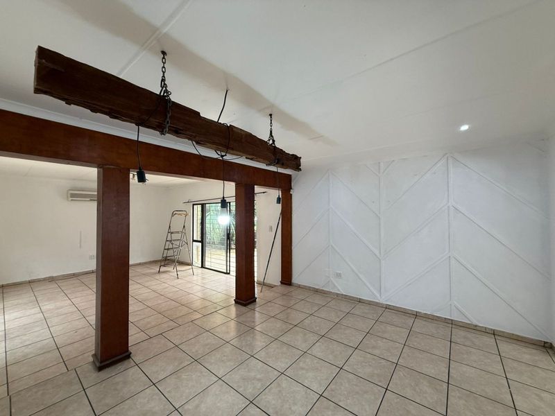 To let in Mount Moreland - 3 Bedroom home with pool, Jacuzzi entertainment areas. - Photo 6
