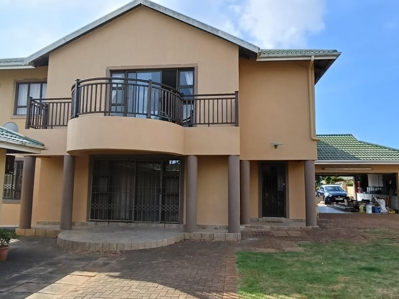 To let in Somerset Park, Double storey pet friendly home. - Photo 3