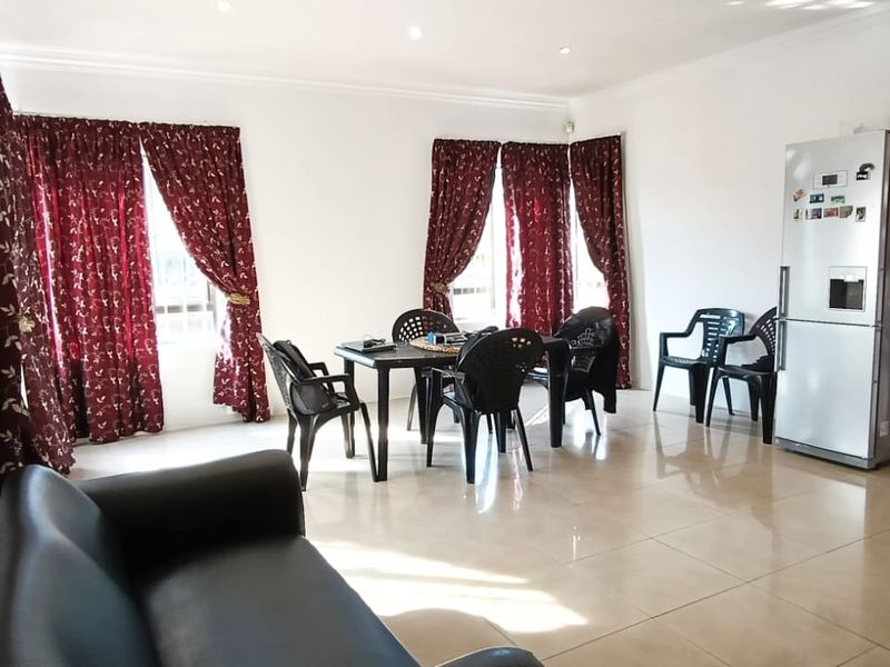 To let in Somerset Park, Double storey pet friendly home. - Photo 10