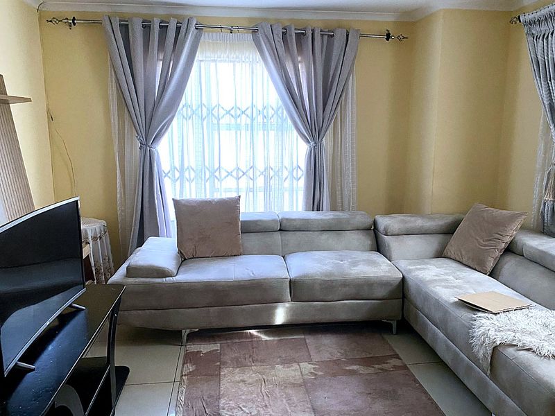 Secure Fleurhof 3-Bed + Cottage | Strong Rental Income - SOLE MANDATE - Photo 3