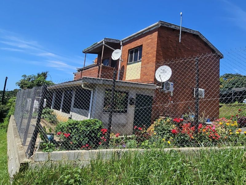 A Breeze of Opportunity – Starter Flat with Scenic Views - Photo 2