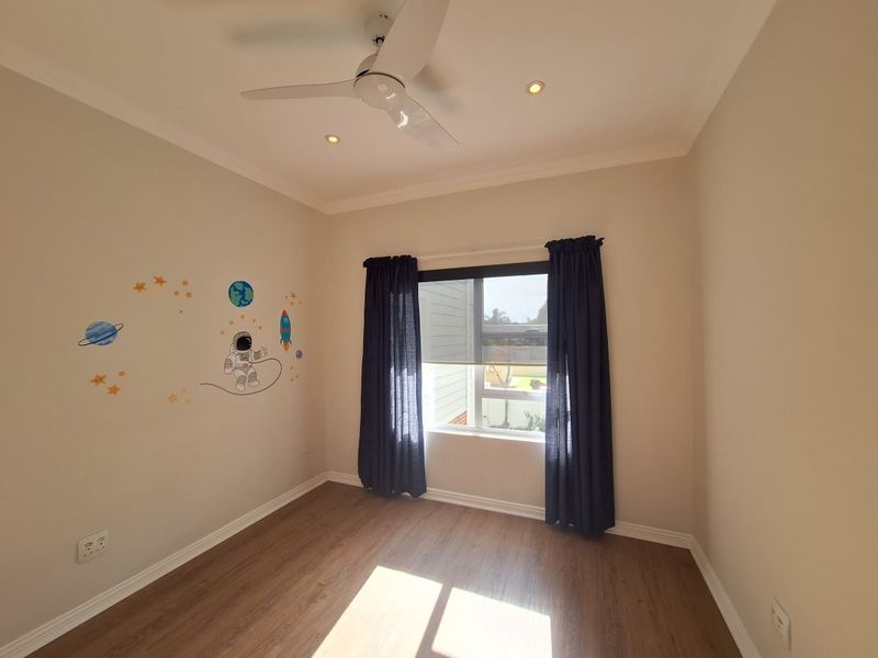 Immaculate Modern Apartment in Thorn Valley Estate, Greenstone Hill - Photo 9