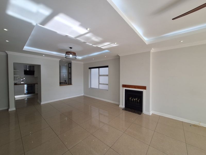 Immaculate Modern Apartment in Thorn Valley Estate, Greenstone Hill - Photo 7