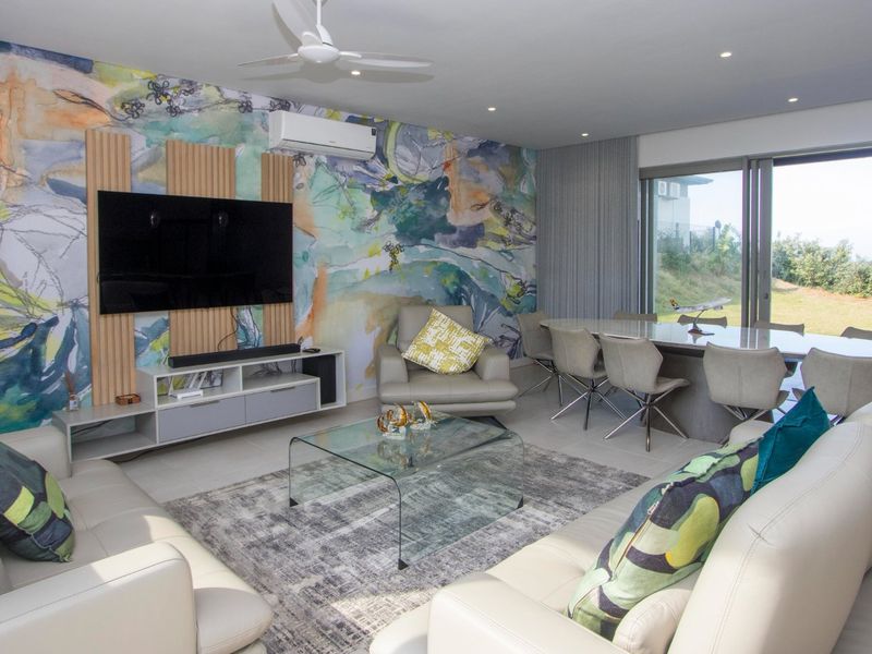 Salta, Sibaya - Outstanding, single level home - no expense has been spared with the finishes and decor for this immaculate home - not a cent to spend - Photo 5