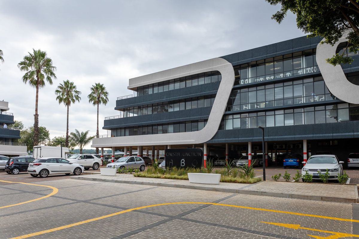A-Grade Office Space To Let In Cresta - Photo 2