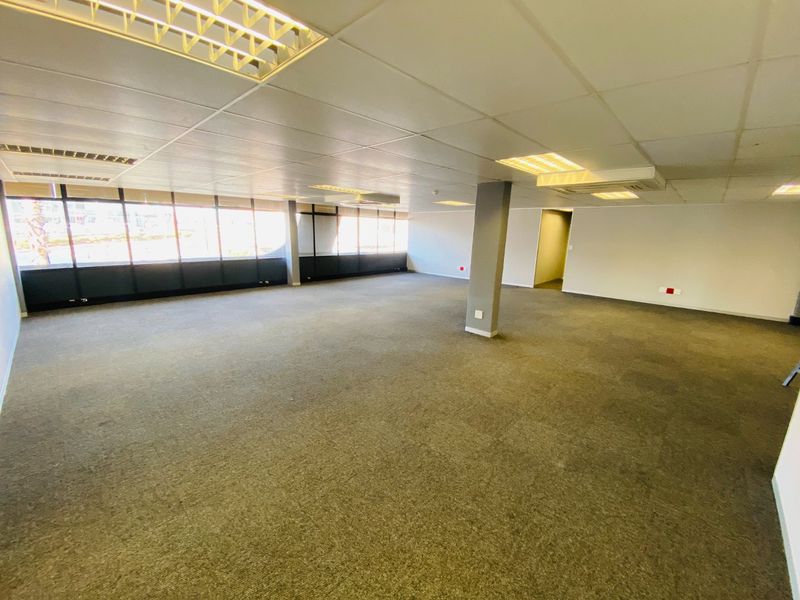 A-Grade Office Space To Let In Cresta - Photo 6