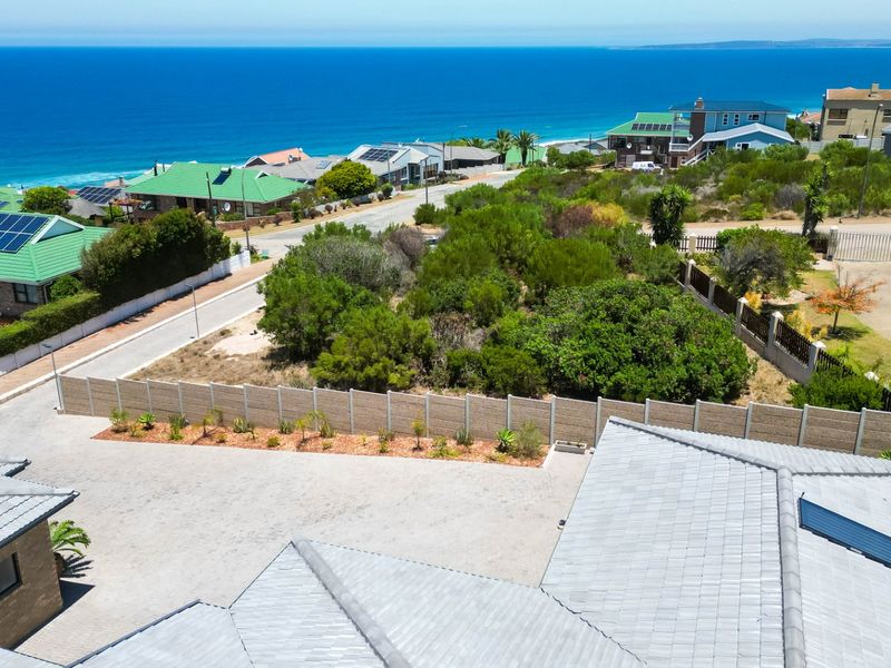 What a Beautiful House.... Deserves to be Seen !!! - Photo 2