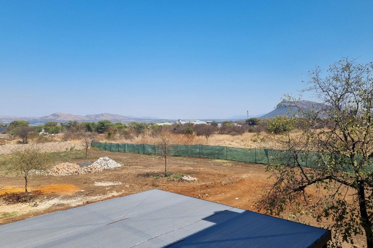 Welcome to The Clarinet  Modern Living in Melodie, Hartbeespoort - Photo 3