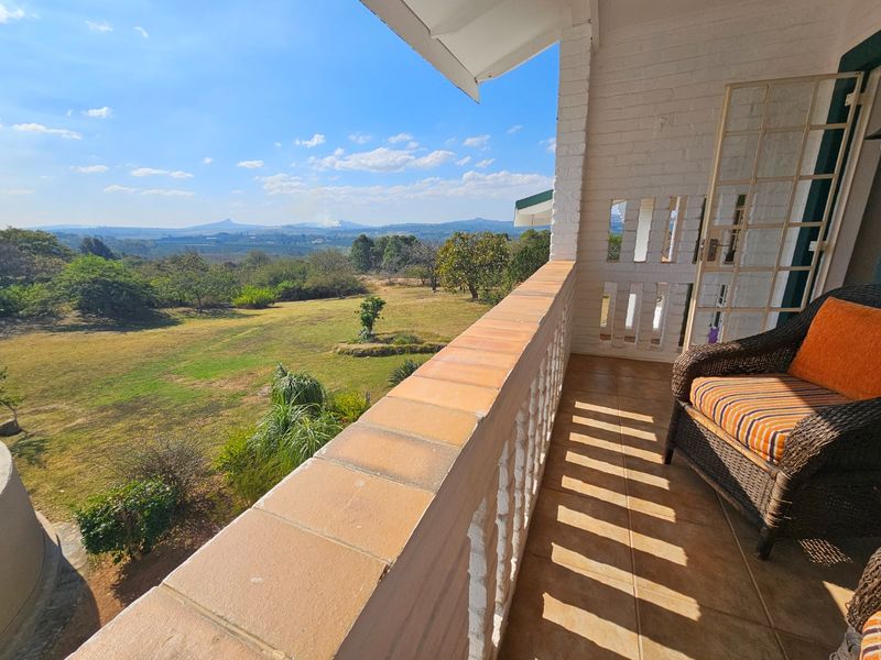 An 11 Bedroom Farm, Large Erf. Close to KMIA  - Photo 4