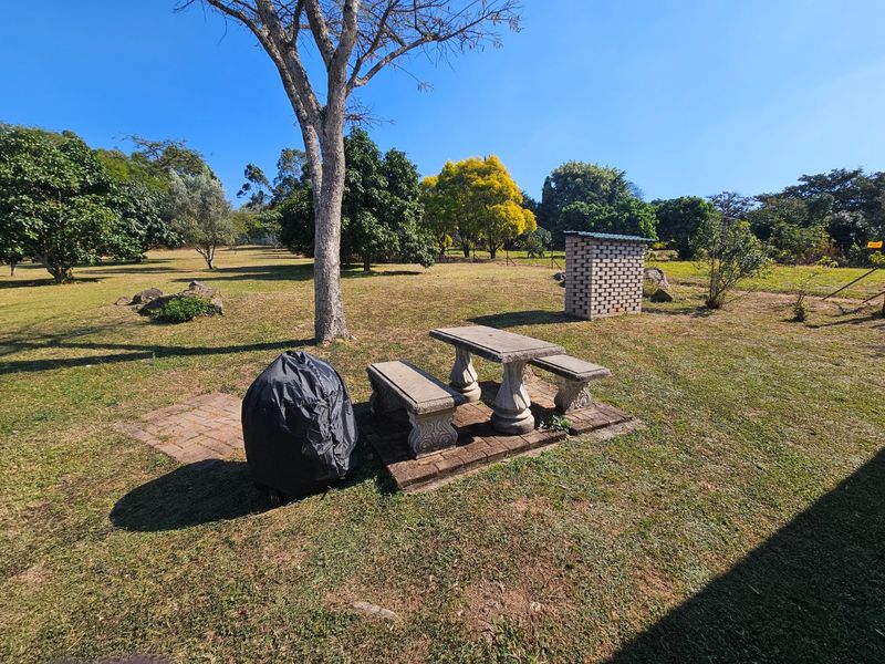 An 11 Bedroom Farm, Large Erf. Close to KMIA  - Photo 5