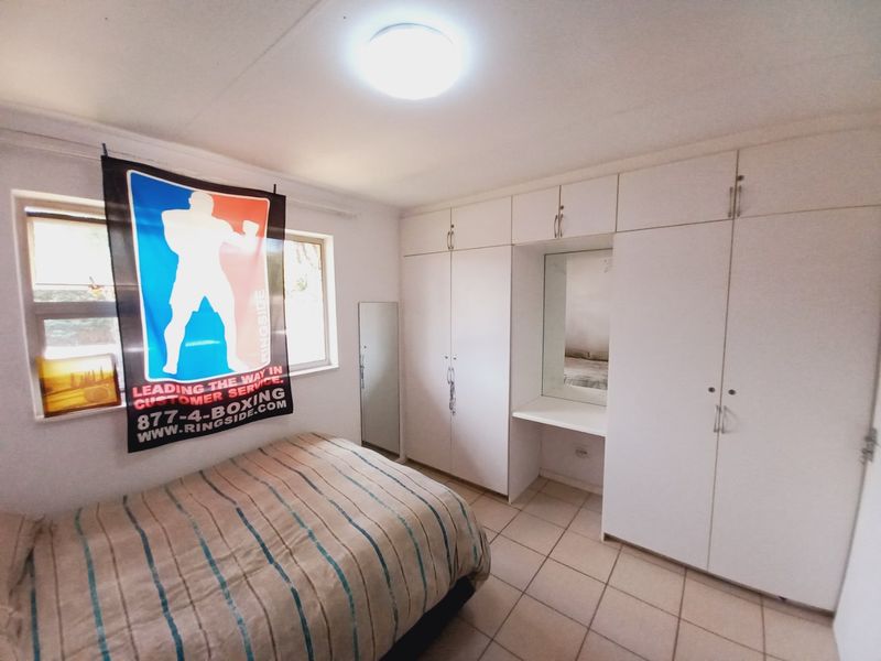 A Lovely Duplex with Splash Pool Offering Easy Living in the Heart of Edenvale - Photo 9