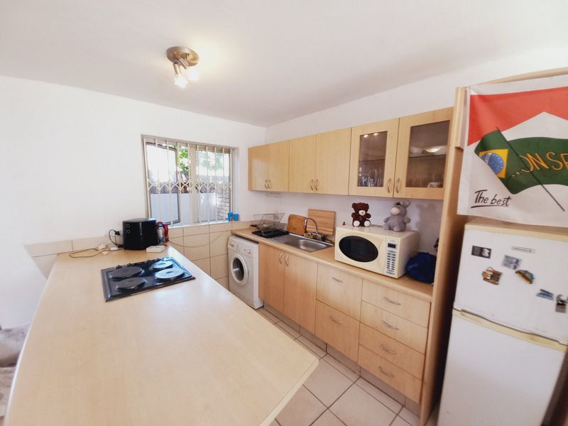 A Lovely Duplex with Splash Pool Offering Easy Living in the Heart of Edenvale - Photo 8