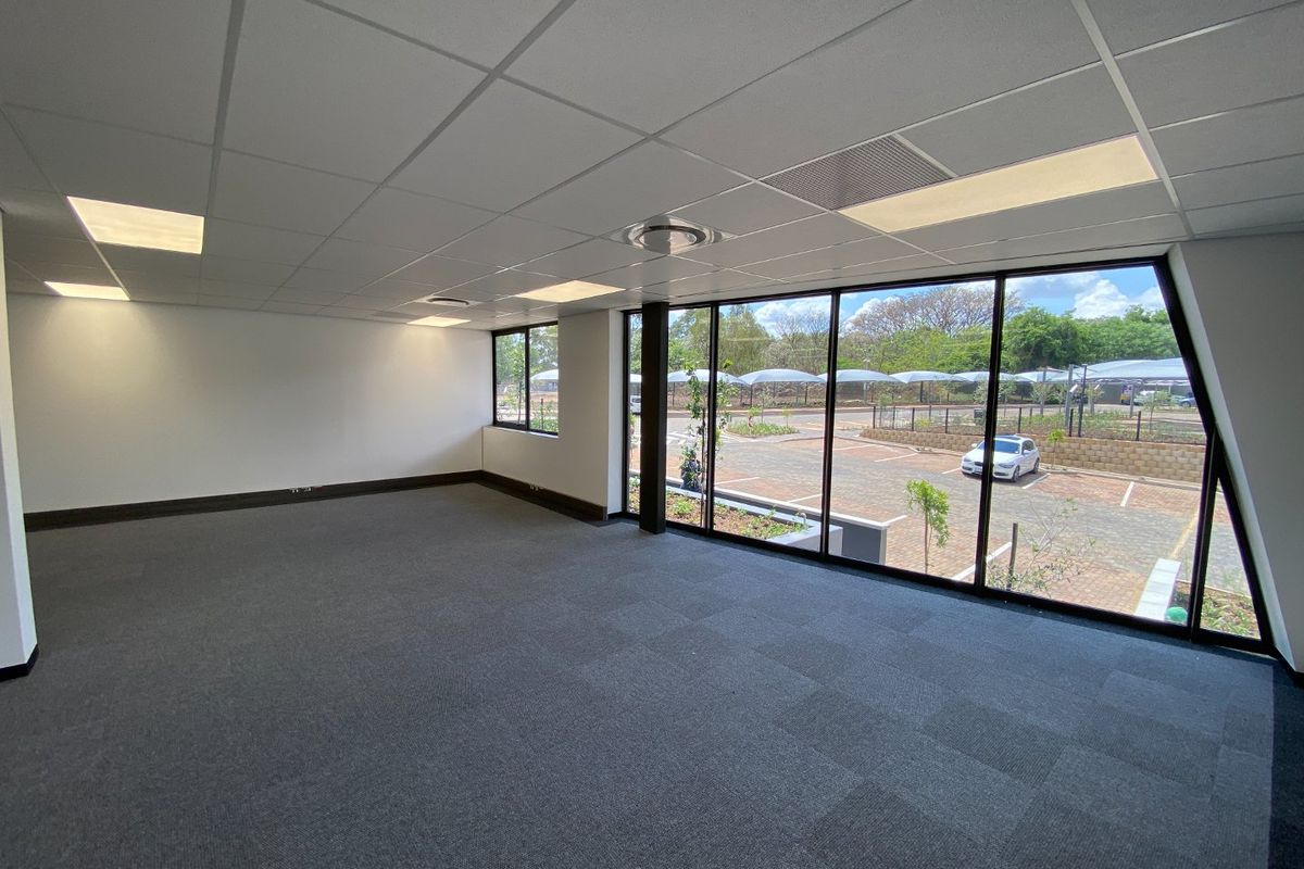 Brand New P-Grade Suite Available In Die Hoewes! - Photo 4