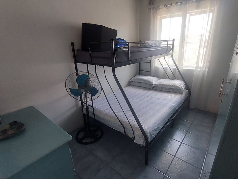 Beautiful spacious home with rental income for sale in Bayview Chatsworth - Photo 8