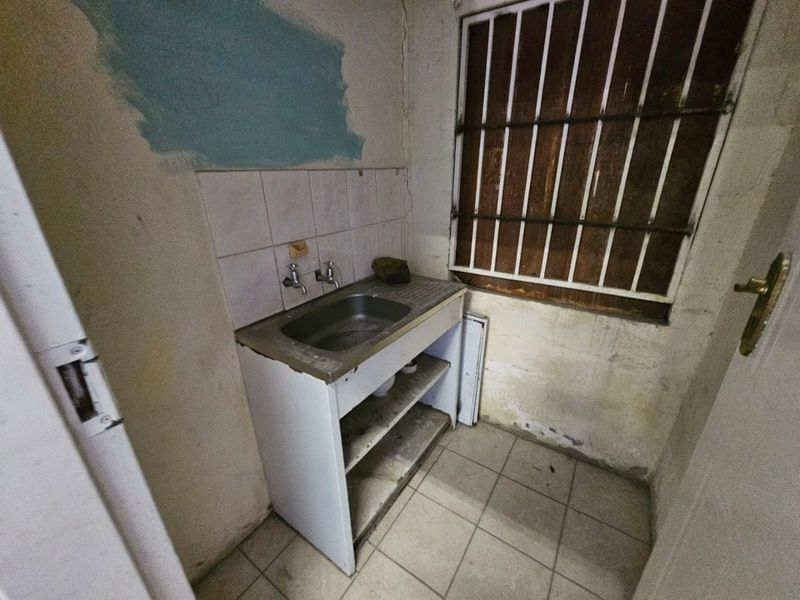 A Lovely warehouse available for rent in Sunderland Rige - Photo 9