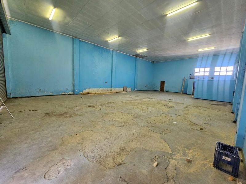 A Lovely warehouse available for rent in Sunderland Rige - Photo 3