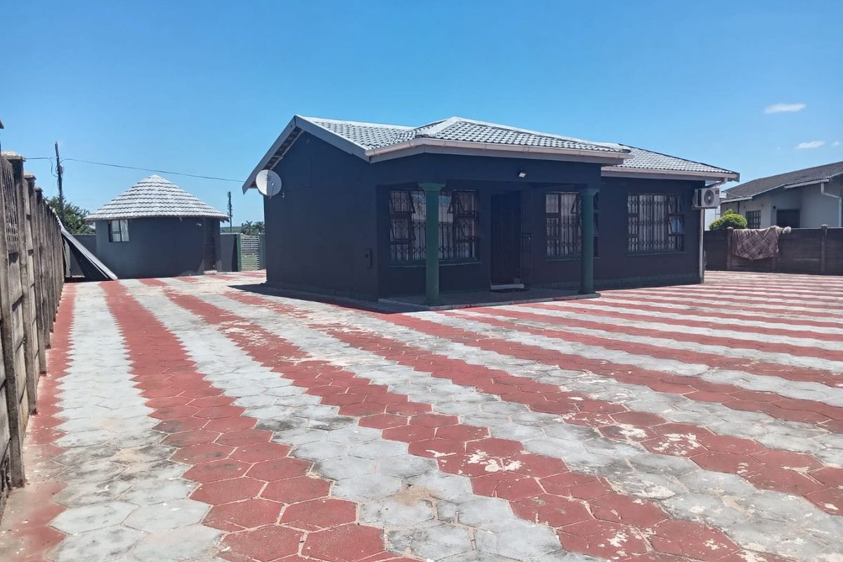 3 Bed House in Esikhawini for Sale - Photo 3