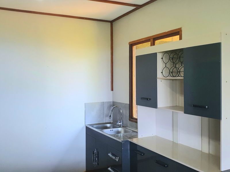 Wooden double storey house with ocean view - Photo 8