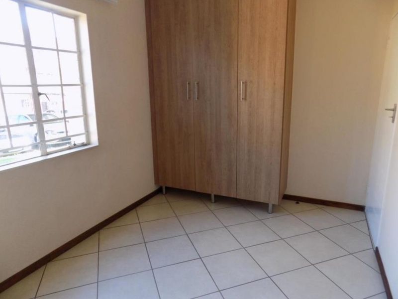 2 Bedroom 1 bathroom apartment for sale - Photo 7