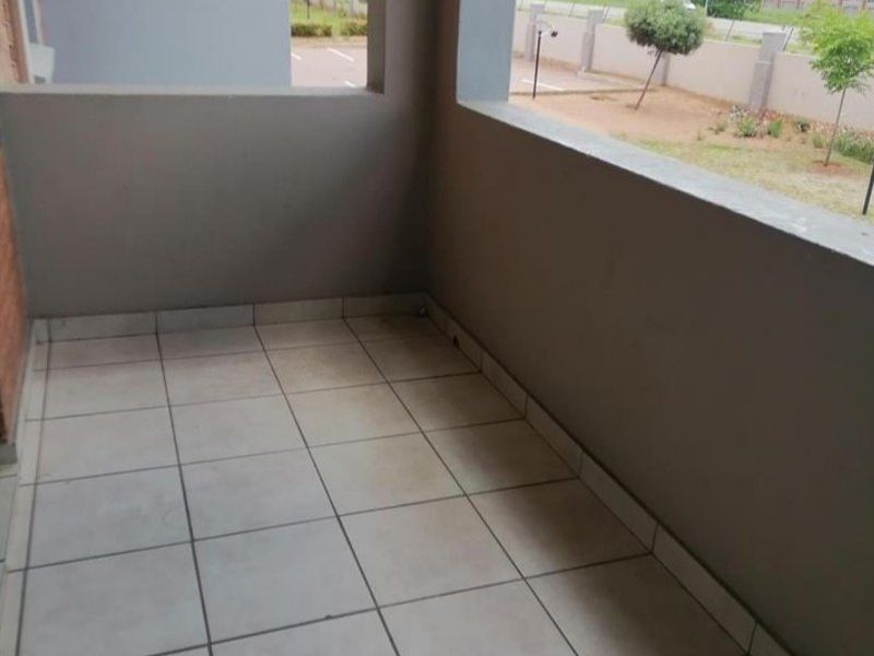 2 Bedroom 1 bathroom apartment for sale - Photo 6