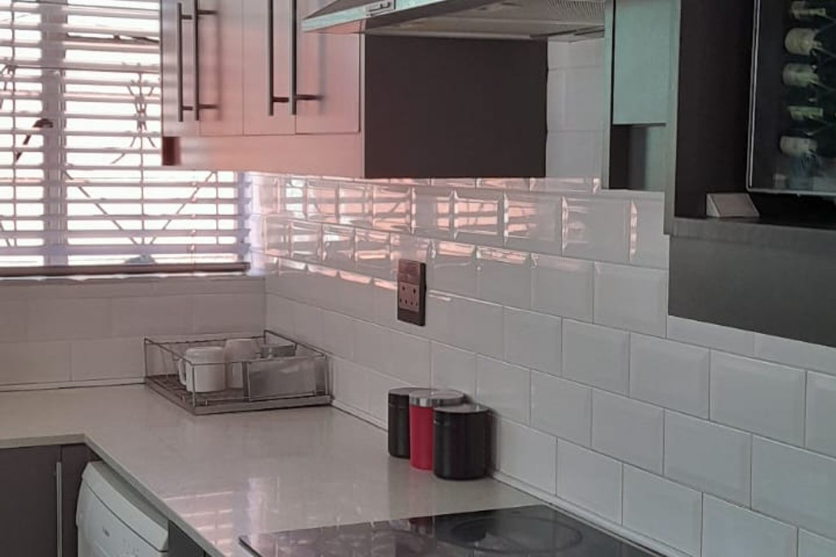 FOUR BEDROOM FAMILY HOME IN BELHAR WITH FLATLET - Photo 5