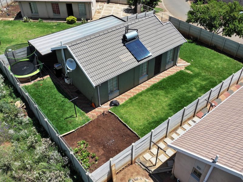 Spacious 3Bedroom House for Sale in Sky City - Photo 8