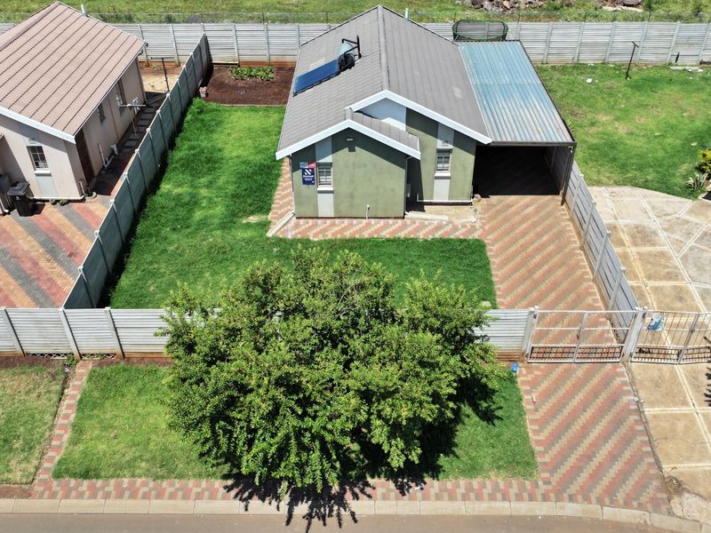 Spacious 3Bedroom House for Sale in Sky City - Photo 2