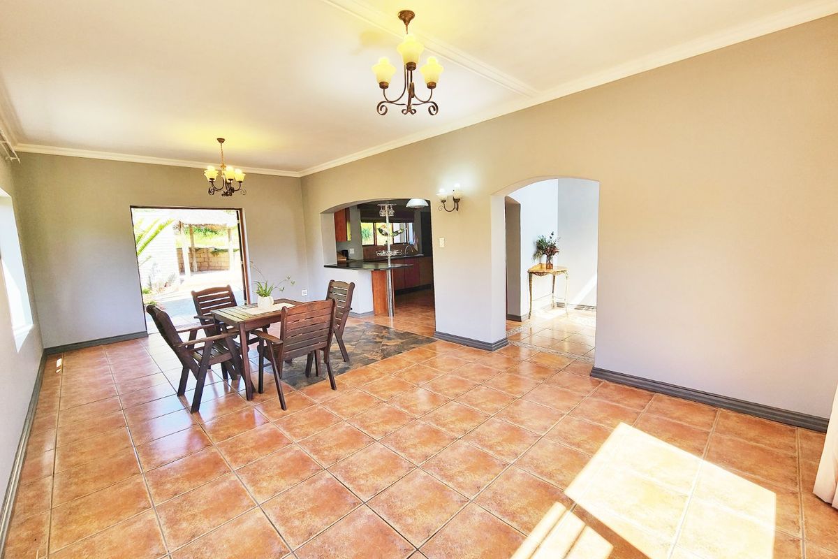 Tuscan-Style Coastal Sanctuary in Sought-After Cola Beach - Photo 3