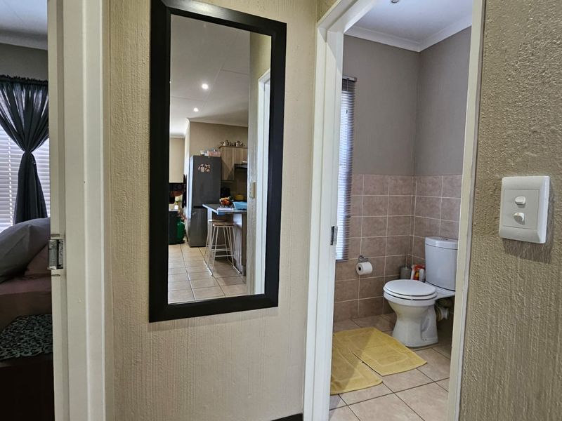 Modern two bed in Kilburn Park  - Photo 5